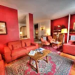 Hotell Cresta Et Duc 4*