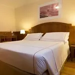 Hotell Cresta Et Duc 4*