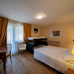 Cresta Et Duc Hotell