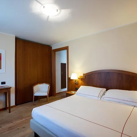 Hotel Cresta Et Duc