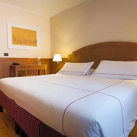 Cresta Et Duc Hotel