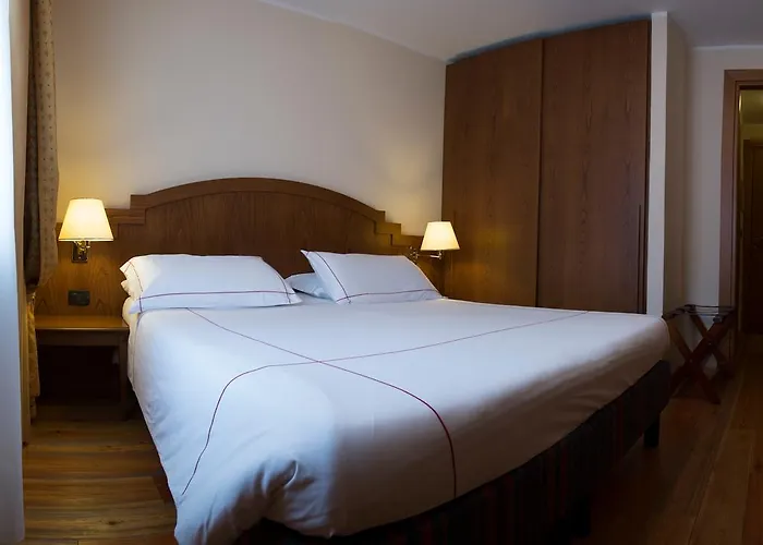 Cresta Et Duc מלון