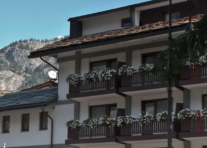 Cresta Et Duc קורמאיור